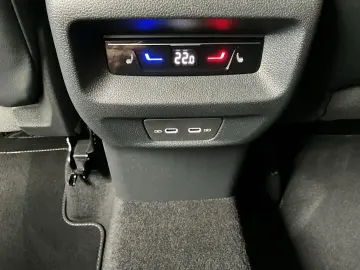 Volkswagen Tiguan R-Line eHybrid DSG 272 CP