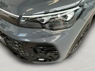 Volkswagen Tiguan R-Line eHybrid DSG 272 CP