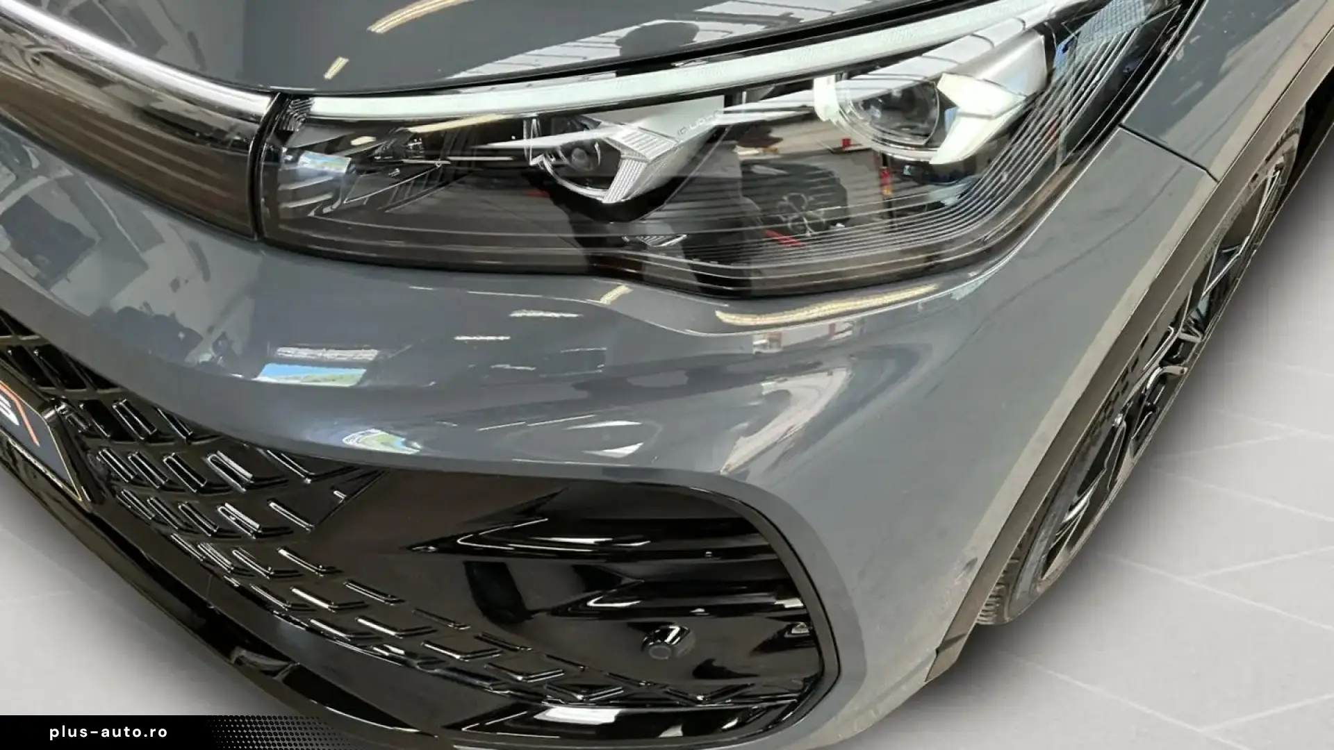 Volkswagen Tiguan R-Line eHybrid DSG 272 CP