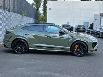 Lamborghini Urus SE 4.0 V8 Plug-in Hybrid