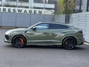 Lamborghini Urus SE 4.0 V8 Plug-in Hybrid