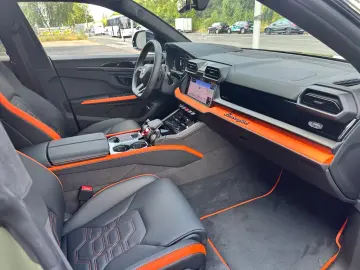 Lamborghini Urus SE 4.0 V8 Plug-in Hybrid