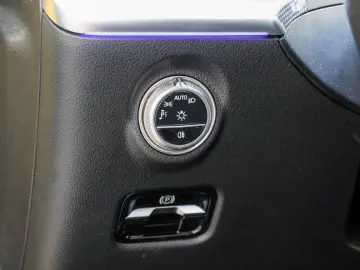MERCEDES-BENZ CLE 220 d Cp AMG-Sport Pano Night 360 …