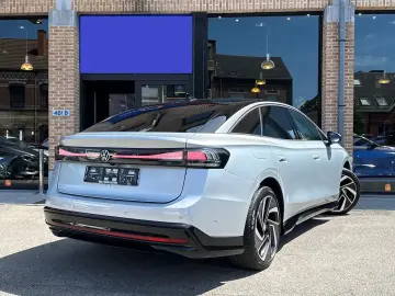 Volkswagen ID.7 Pro Business Premium 77 kWh
