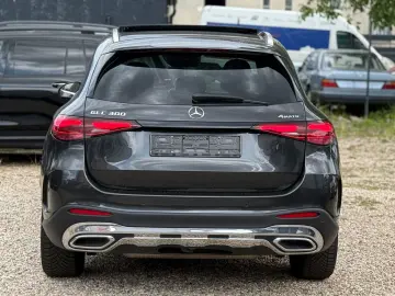 MERCEDES-BENZ GLC 300 4Matic PANO KAMERA MEMORY AHK LED