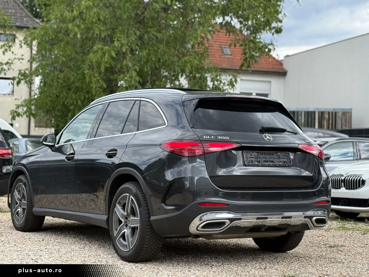 MERCEDES-BENZ GLC 300 4Matic PANO KAMERA MEMORY AHK LED