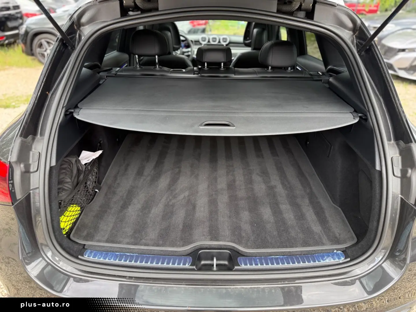 MERCEDES-BENZ GLC 300 4Matic PANO KAMERA MEMORY AHK LED