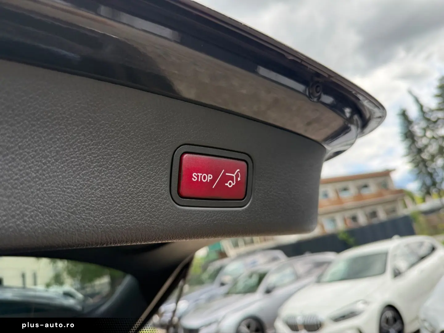 MERCEDES-BENZ GLC 300 4Matic PANO KAMERA MEMORY AHK LED