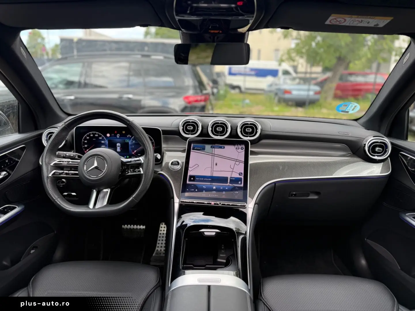 MERCEDES-BENZ GLC 300 4Matic PANO KAMERA MEMORY AHK LED