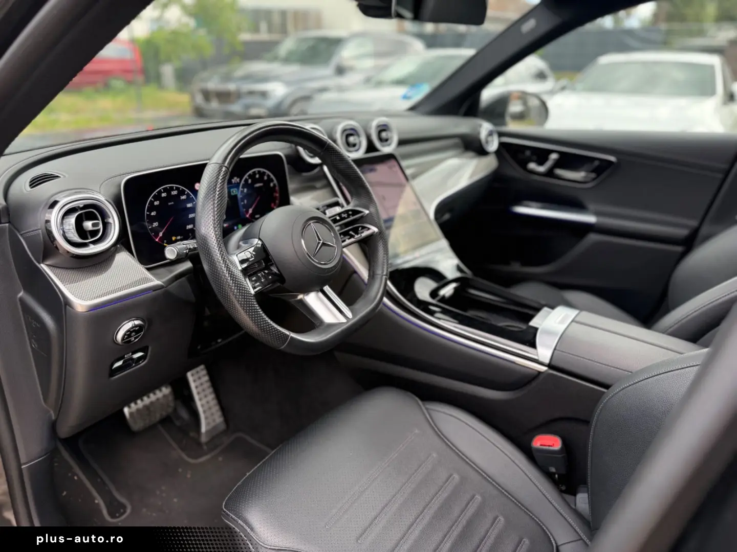 MERCEDES-BENZ GLC 300 4Matic PANO KAMERA MEMORY AHK LED