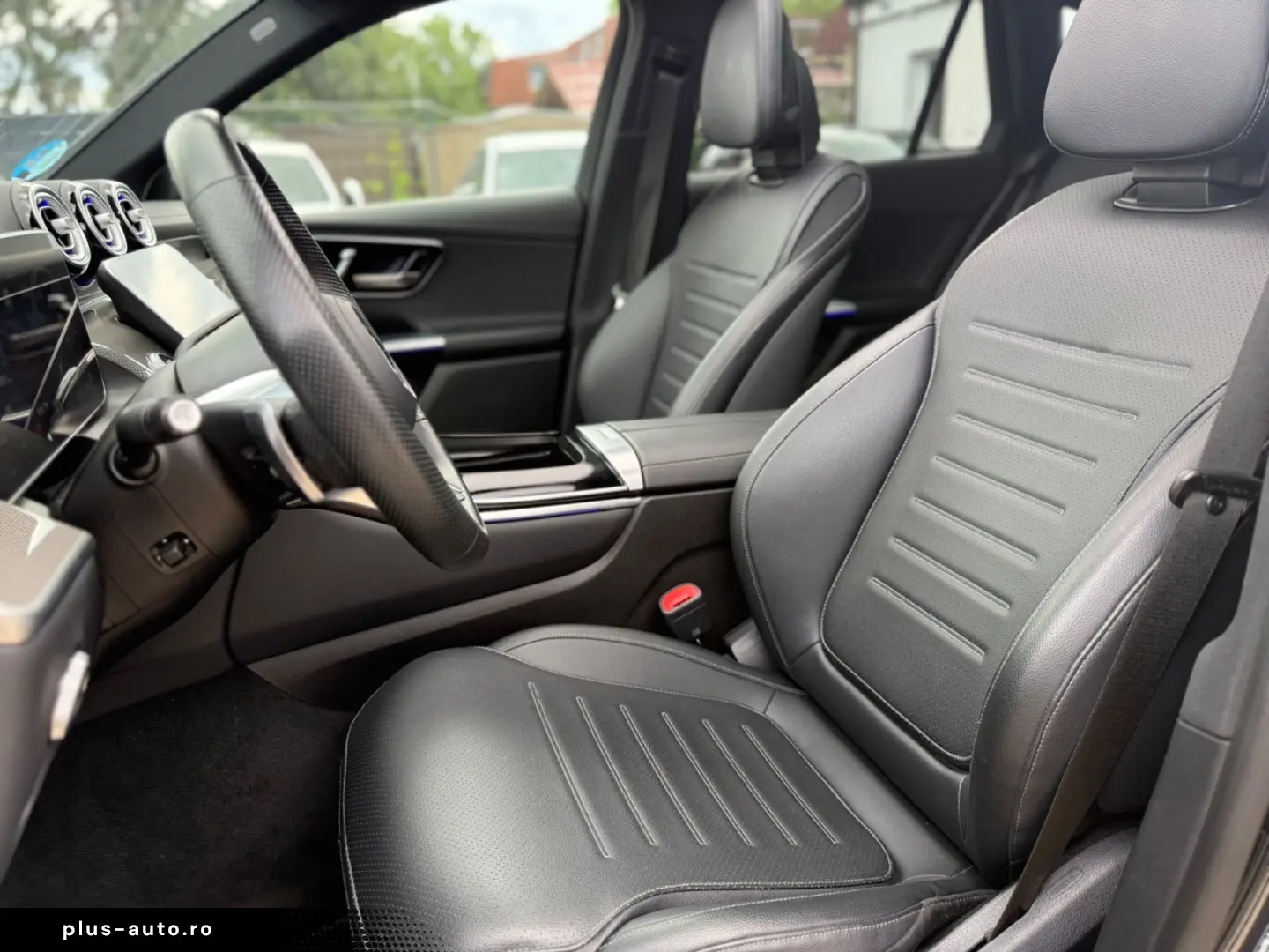 MERCEDES-BENZ GLC 300 4Matic PANO KAMERA MEMORY AHK LED