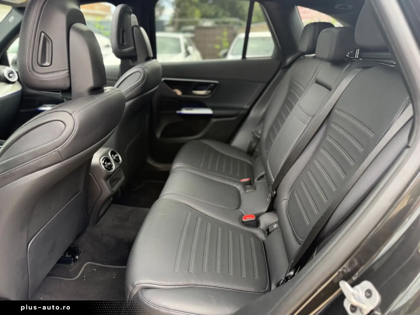 MERCEDES-BENZ GLC 300 4Matic PANO KAMERA MEMORY AHK LED