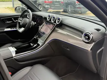 MERCEDES-BENZ GLC 300 4Matic PANO KAMERA MEMORY AHK LED