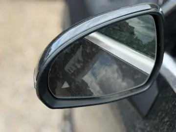 MERCEDES-BENZ GLC 300 4Matic PANO KAMERA MEMORY AHK LED