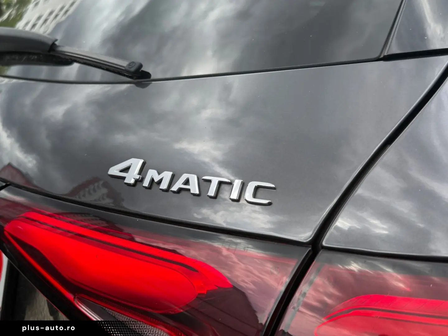 MERCEDES-BENZ GLC 300 4Matic PANO KAMERA MEMORY AHK LED