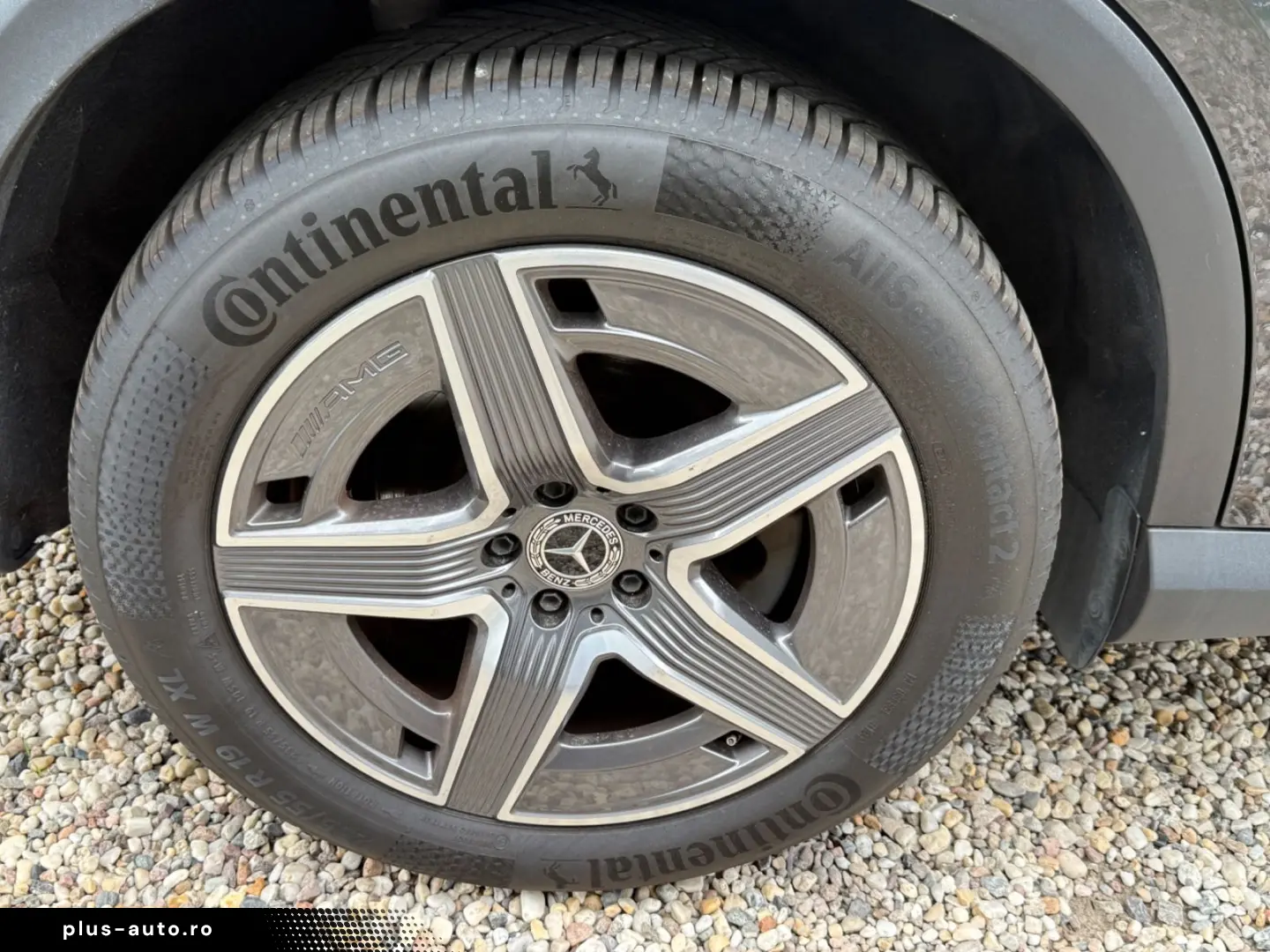 MERCEDES-BENZ GLC 300 4Matic PANO KAMERA MEMORY AHK LED