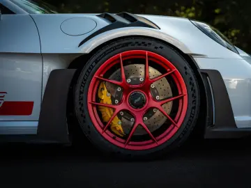 PORSCHE 911 GT3 RS Weissach Lift komplett foliert