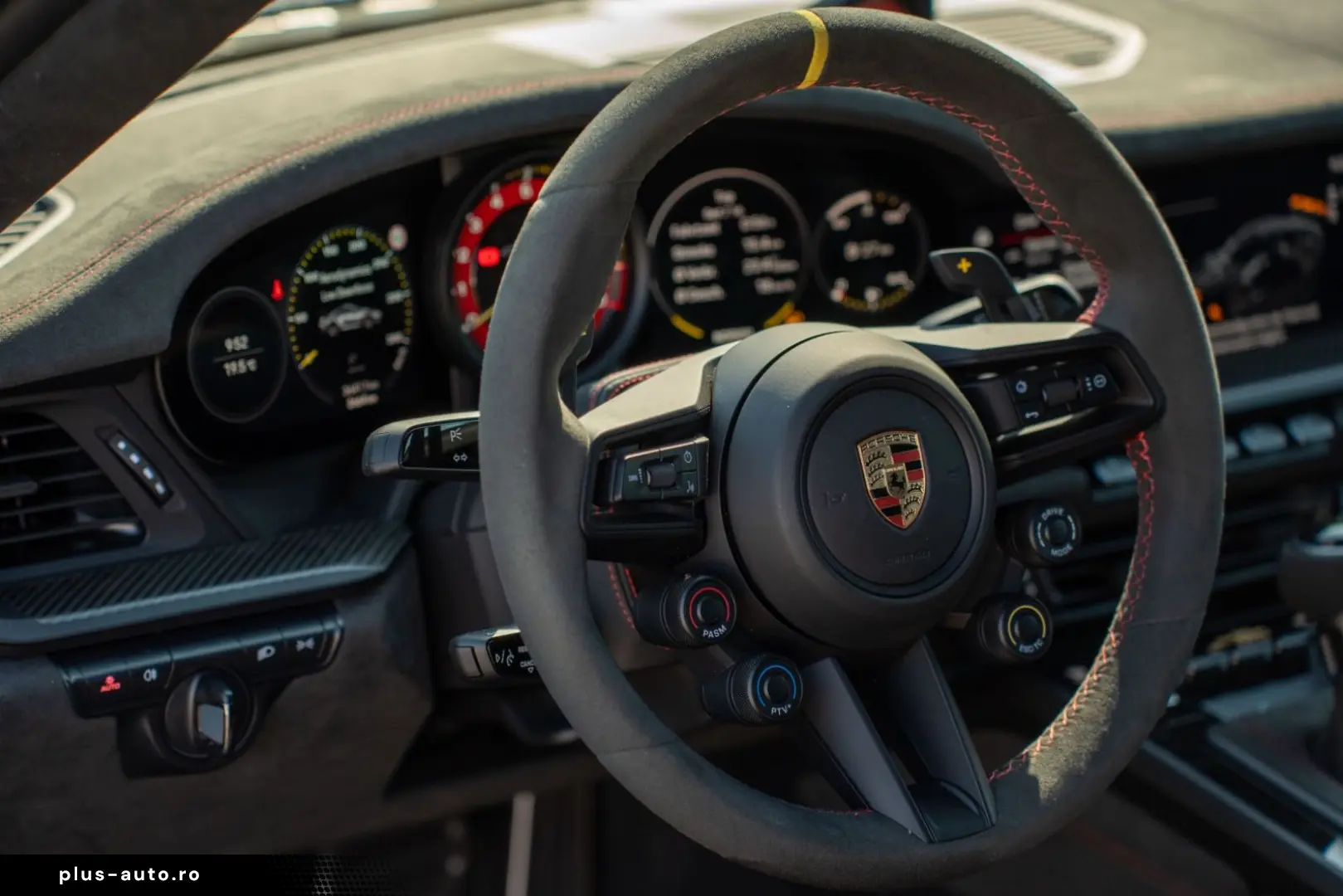 PORSCHE 911 GT3 RS Weissach Lift komplett foliert