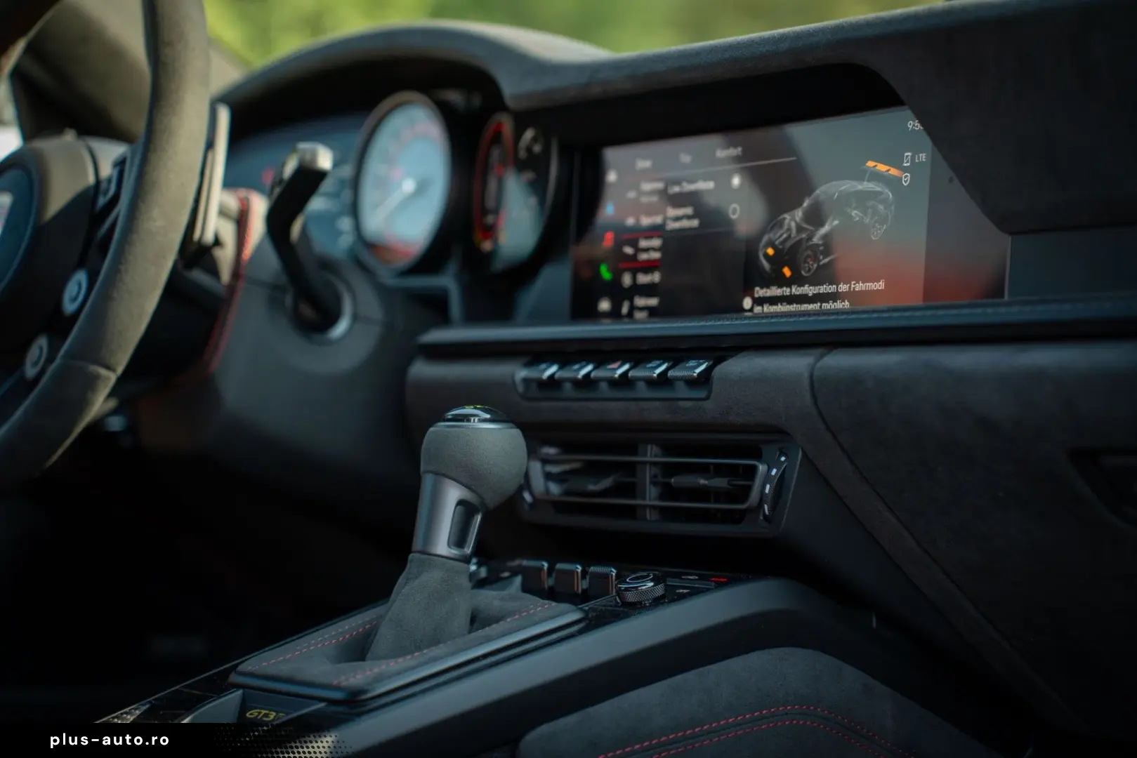 PORSCHE 911 GT3 RS Weissach Lift komplett foliert