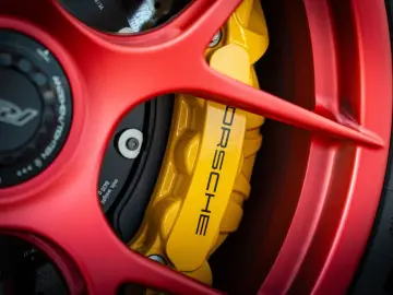 PORSCHE 911 GT3 RS Weissach Lift komplett foliert
