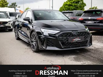 AUDI RS3 TFSI LIMO PANO HuD MATRIX SONOS ACC CARBON