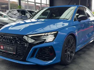 AUDI RS3 2.5 TFSI quattro Limo HUD 360 MATRIX ACC B&O