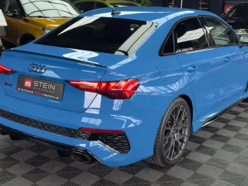 AUDI RS3 2.5 TFSI quattro Limo HUD 360 MATRIX ACC B&O