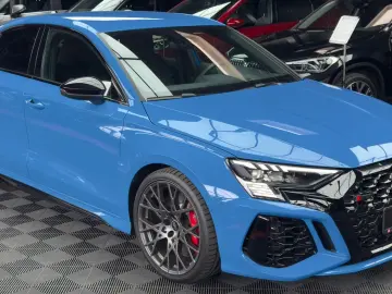 AUDI RS3 2.5 TFSI quattro Limo HUD 360 MATRIX ACC B&O