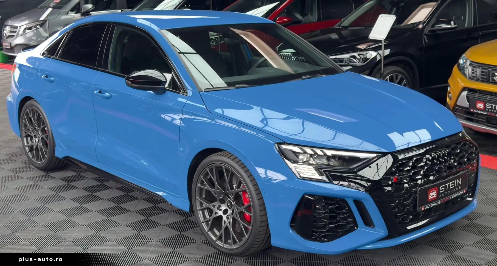 AUDI RS3 2.5 TFSI quattro Limo HUD 360 MATRIX ACC B&O