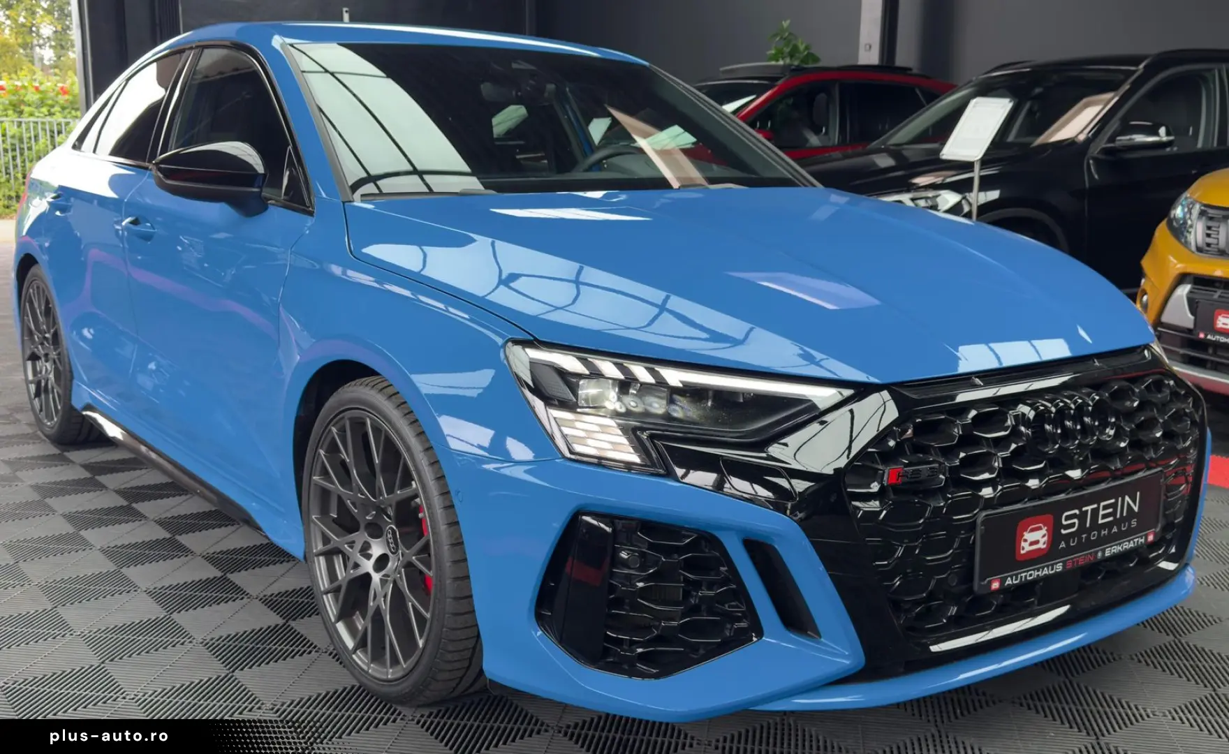 AUDI RS3 2.5 TFSI quattro Limo HUD 360 MATRIX ACC B&O