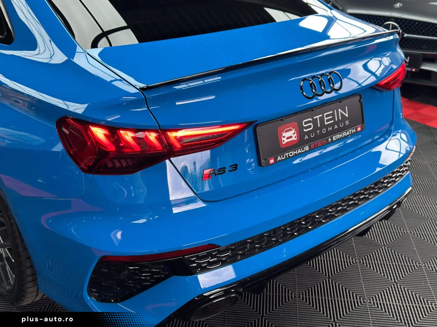 AUDI RS3 2.5 TFSI quattro Limo HUD 360 MATRIX ACC B&O