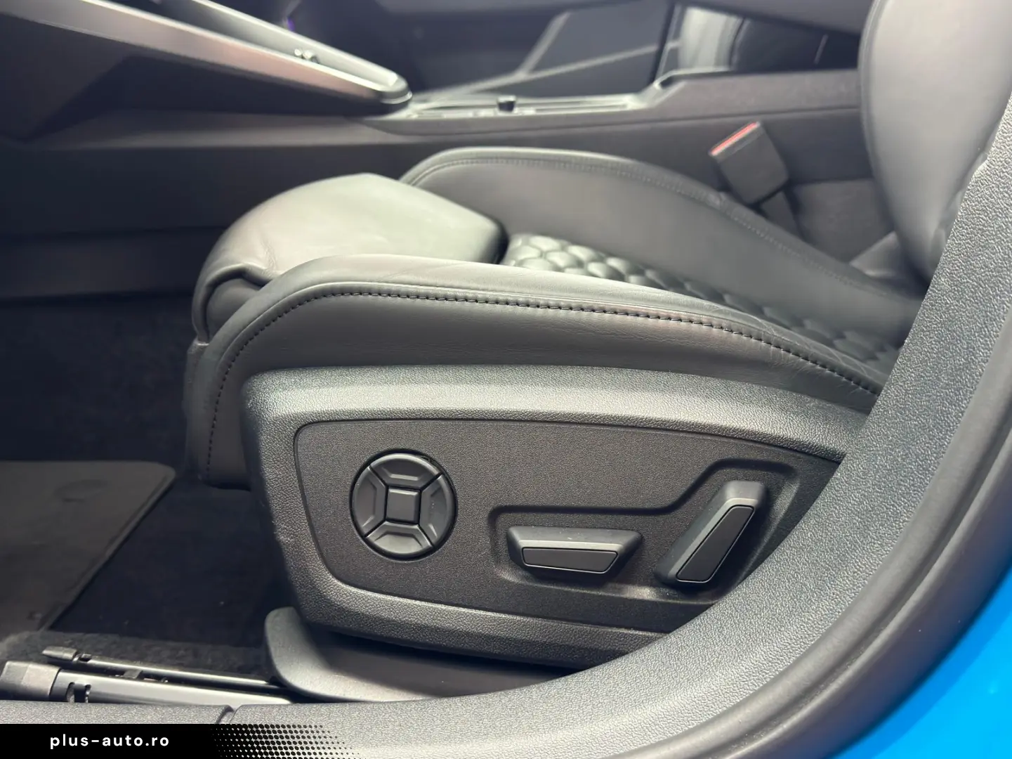 AUDI RS3 2.5 TFSI quattro Limo HUD 360 MATRIX ACC B&O