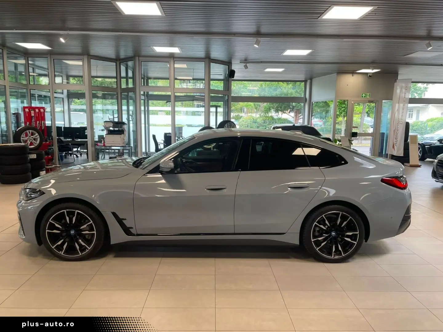 BMW i4 40 eDrive M Sport HuD H&K 19  LiveCockpitProf