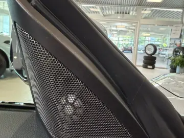 BMW i4 40 eDrive M Sport HuD H&K 19  LiveCockpitProf