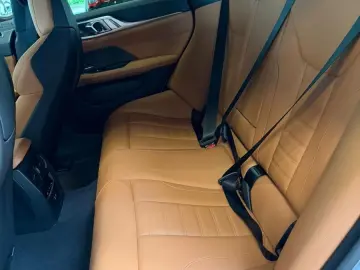 BMW i4 40 eDrive M Sport HuD H&K 19  LiveCockpitProf