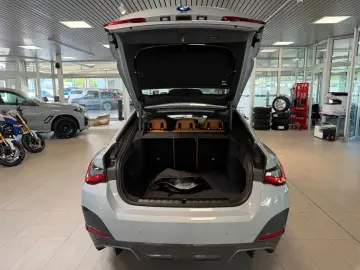 BMW i4 40 eDrive M Sport HuD H&K 19  LiveCockpitProf