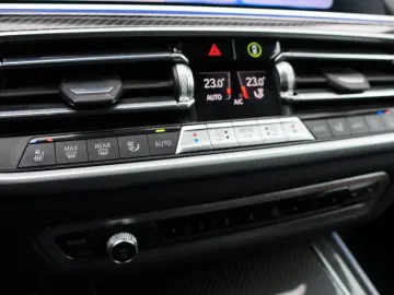 BMW X5 M50i xDrive LASER ACC HUD 360 4xSHZ SkyLounge