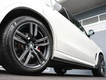 BMW X5 M50i xDrive LASER ACC HUD 360 4xSHZ SkyLounge