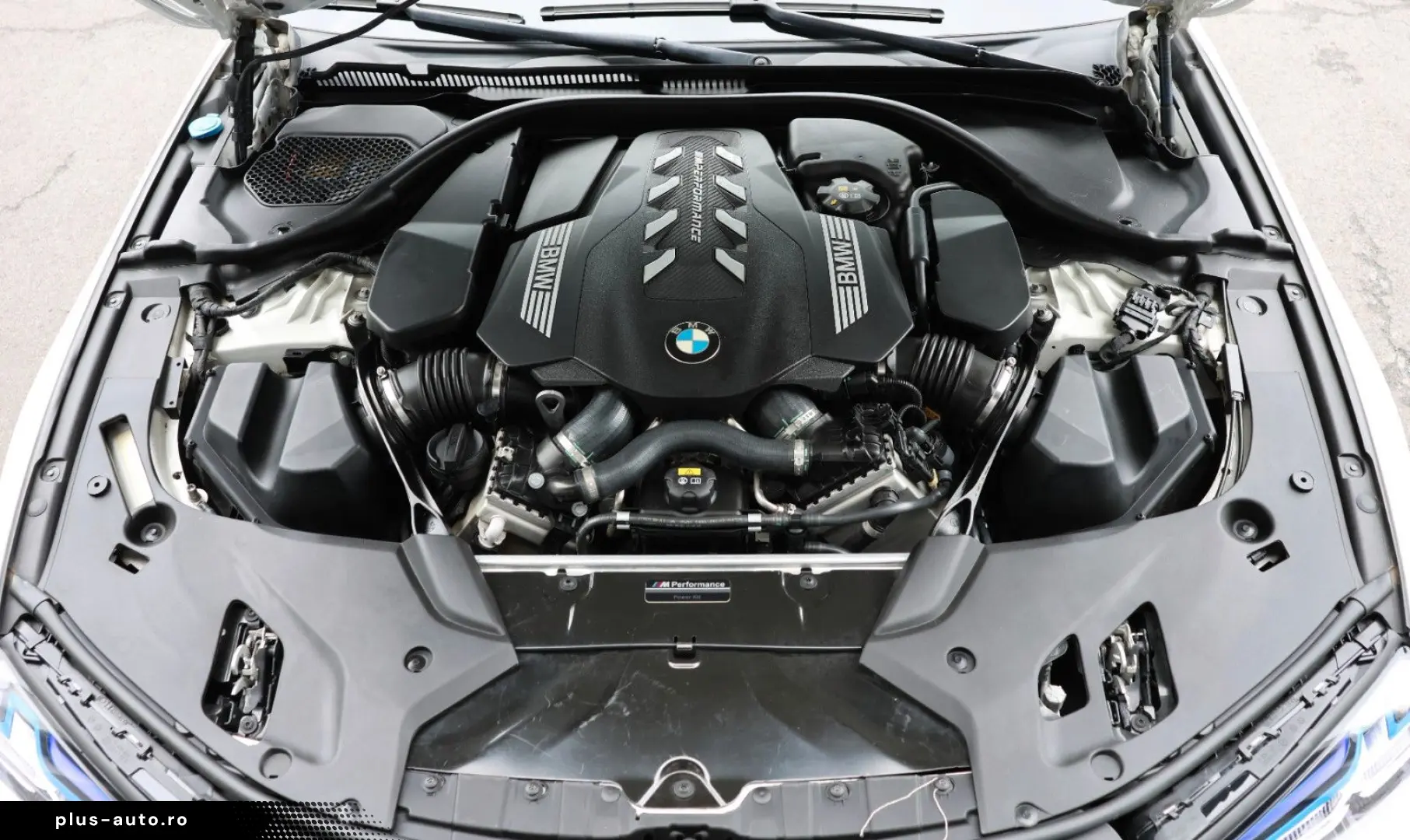 BMW M550i xDrive H&K HUD 4xSHZ LHZ KAMERA TOTW R20