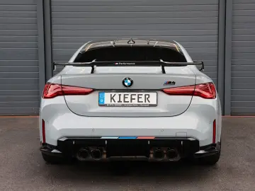 BMW M4 Competition ACC 2xLaser Carbon HUD 360 H&K 19