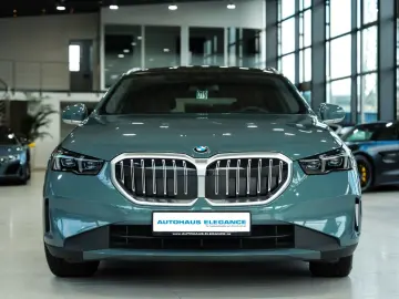 BMW 540d Touri. xDrive INDIVIDUAL-LEDER PANO H K HUD