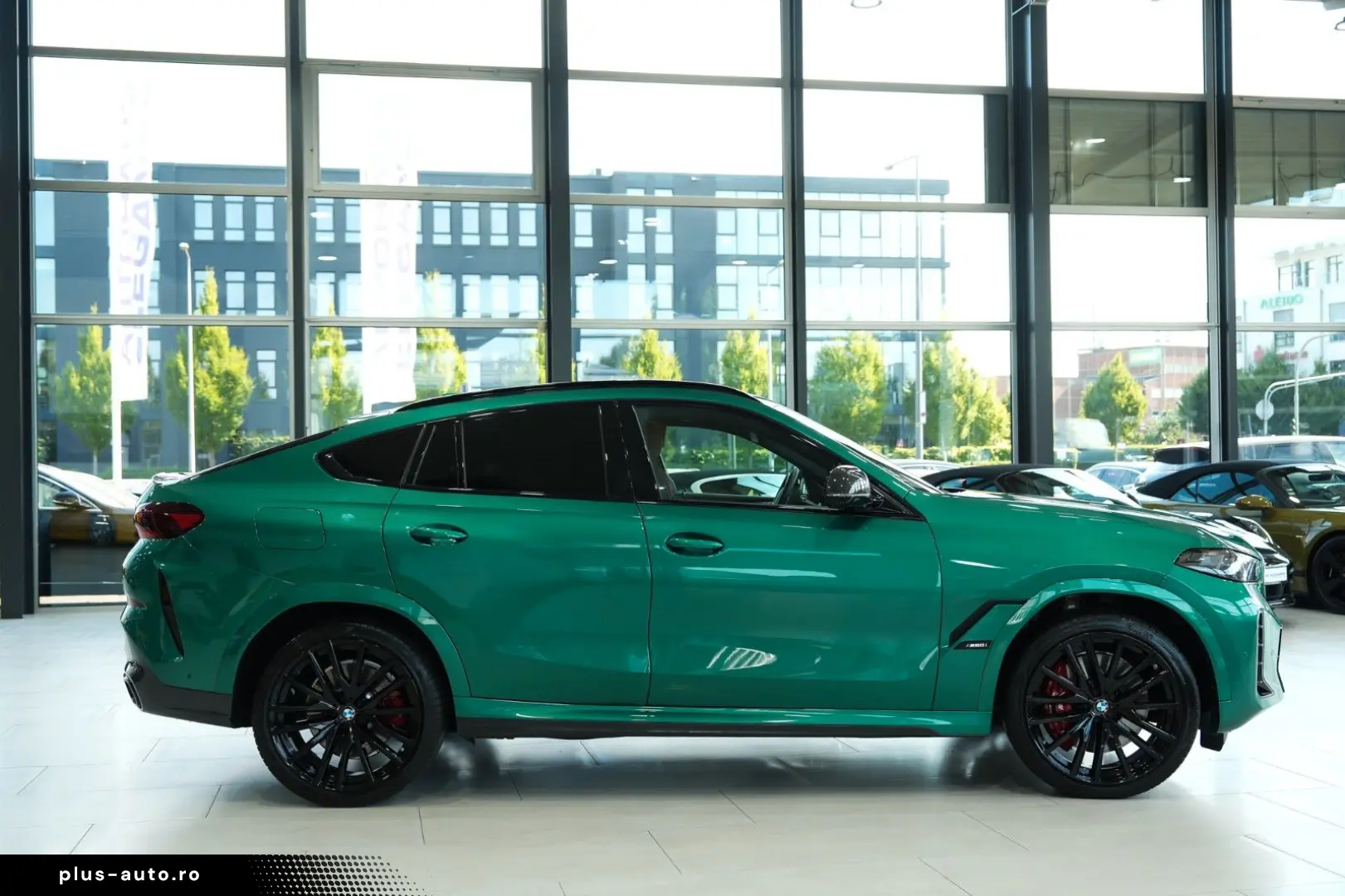 BMW X6 M60i M-CARBON SKY-LOUNGE BOWERS-WILKINS 22 LM