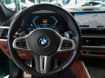 BMW X6 M60i M-CARBON SKY-LOUNGE BOWERS-WILKINS 22 LM