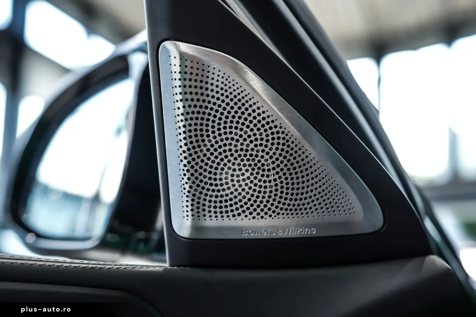 BMW X6 M60i M-CARBON SKY-LOUNGE BOWERS-WILKINS 22 LM