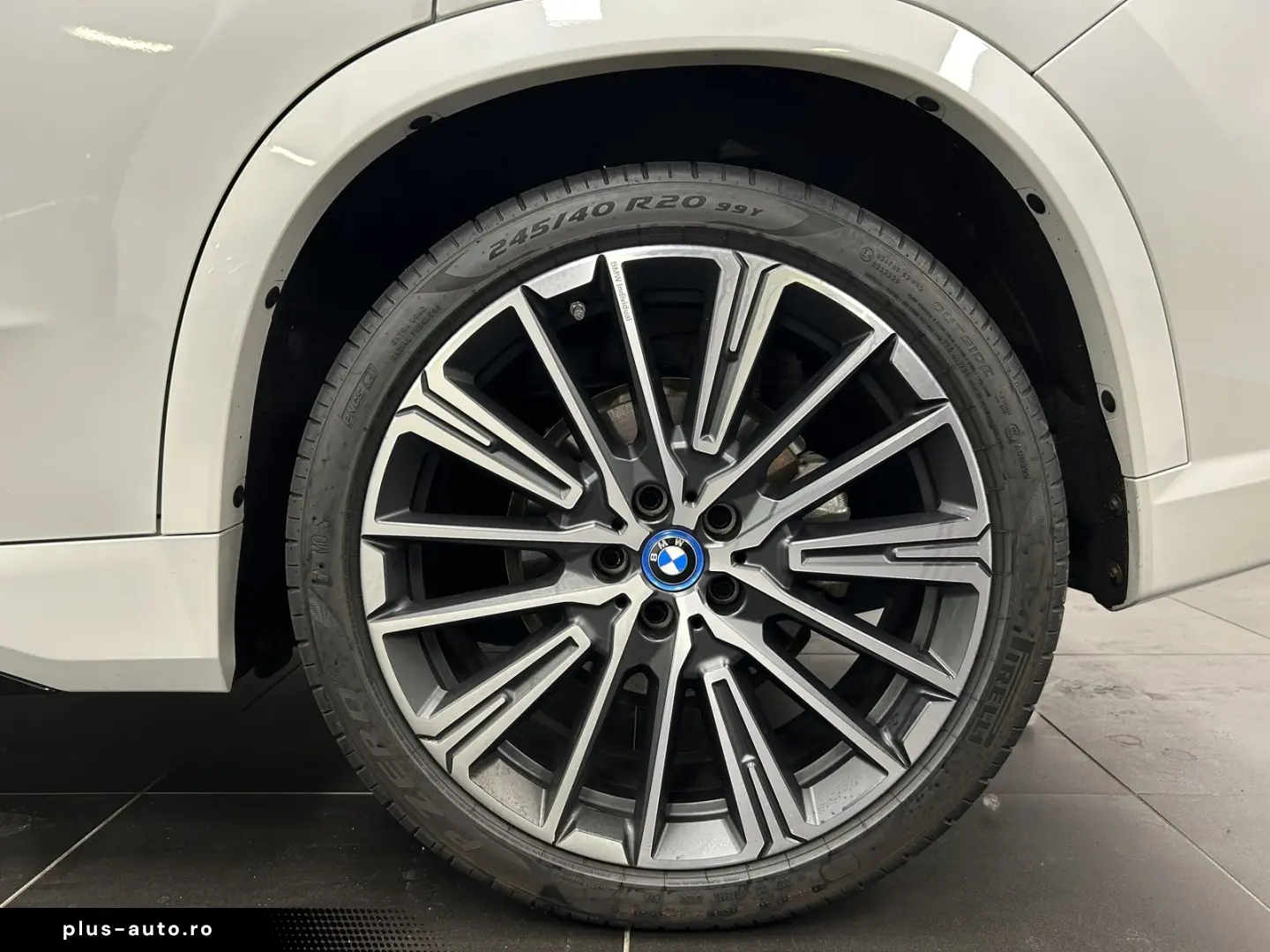 BMW iX1 xDrive30 M Sportpaket Pano. Harman Kardon AH
