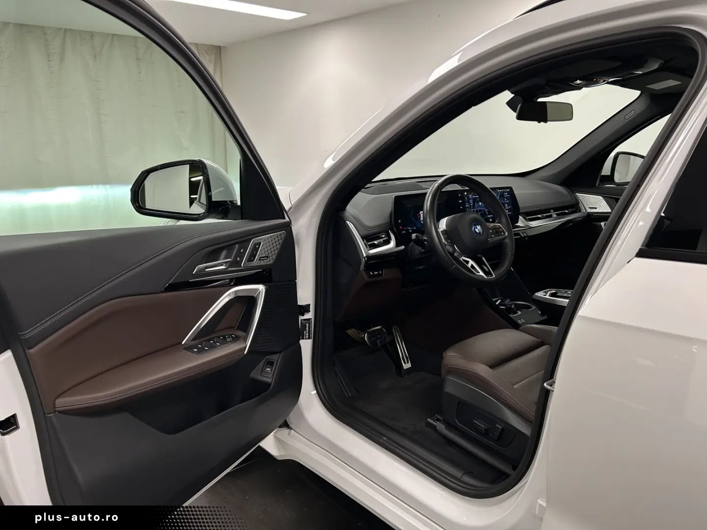 BMW iX1 xDrive30 M Sportpaket Pano. Harman Kardon AH