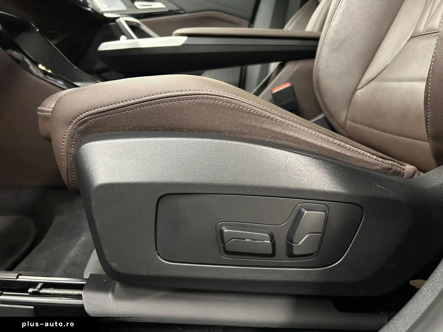 BMW iX1 xDrive30 M Sportpaket Pano. Harman Kardon AH