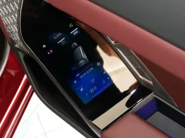 BMW i7 xDrive 60 M Sport THEATRE-TV SKY-Lounge B&W