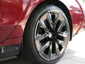 BMW i7 xDrive 60 M Sport THEATRE-TV SKY-Lounge B&W