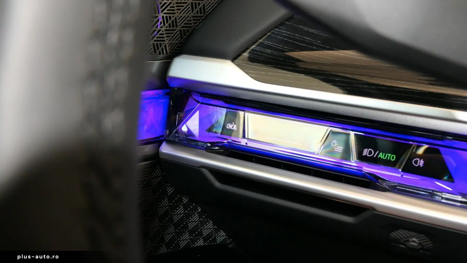 BMW i7 xDrive 60 M Sport THEATRE-TV SKY-Lounge B&W
